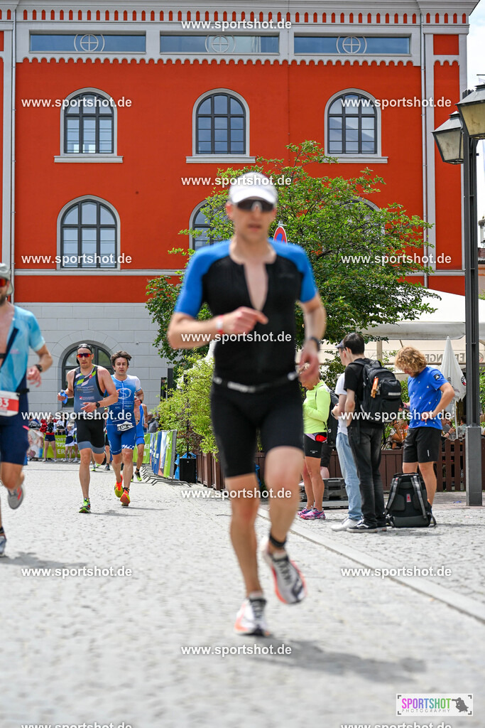 SZI_6408 | Stadttriathlon Erding 2025. #yourpictrs #sportshot_your_pictrs @Sportshotphotography #stadttriathlonerding Copyright: www.sportshot.de