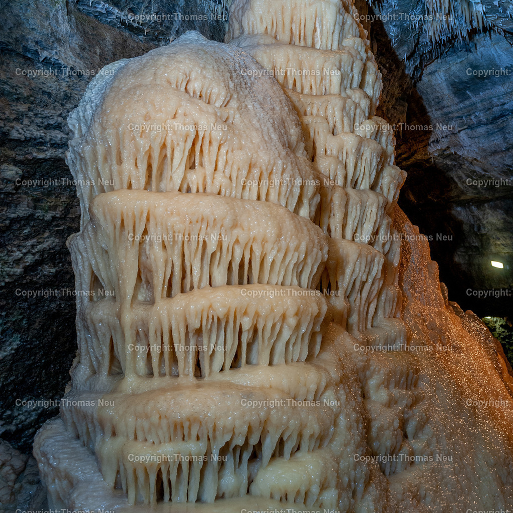 _DSC9920 | Tropfsteinhöhle in Buchen im Odenwald, Bild: Thomas Neu