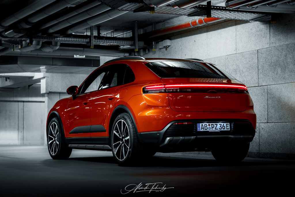 R6AT6778 _Alexander Tschuncky | Entdecken Sie die faszinierende Welt von Alexander Tschuncky Arts: Kreative Fotografie, atemberaubende Automobilkunst und hochwertiger Bilderdruck. Lassen Sie sich inspirieren! - Realisiert mit Pictrs.com
