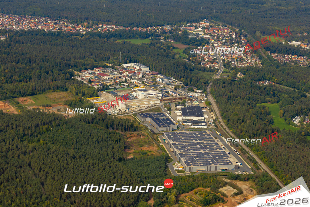 Aktuelles Luftbild von Gewerbegebiet Mittellandholz Schwarzenbruck - Die Luftaufnahme wurde 2022 mittels UL-Flugzeug erstellt ( keine Drohne ) - hochauflösende Kamera-Systeme von  Canon -Beste Qualität - Für grossformatige Ausdrucke geeignet. Die Geschenkidee !
