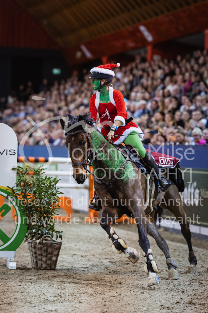 240113_Münster_Kostümspringen-339 | Deine schönsten Turniermomente als professionelle Fotos! Entdecke hochwertige Pferdesport-Fotografie im Online-Shop. Jetzt Fotos finden & bestellen!