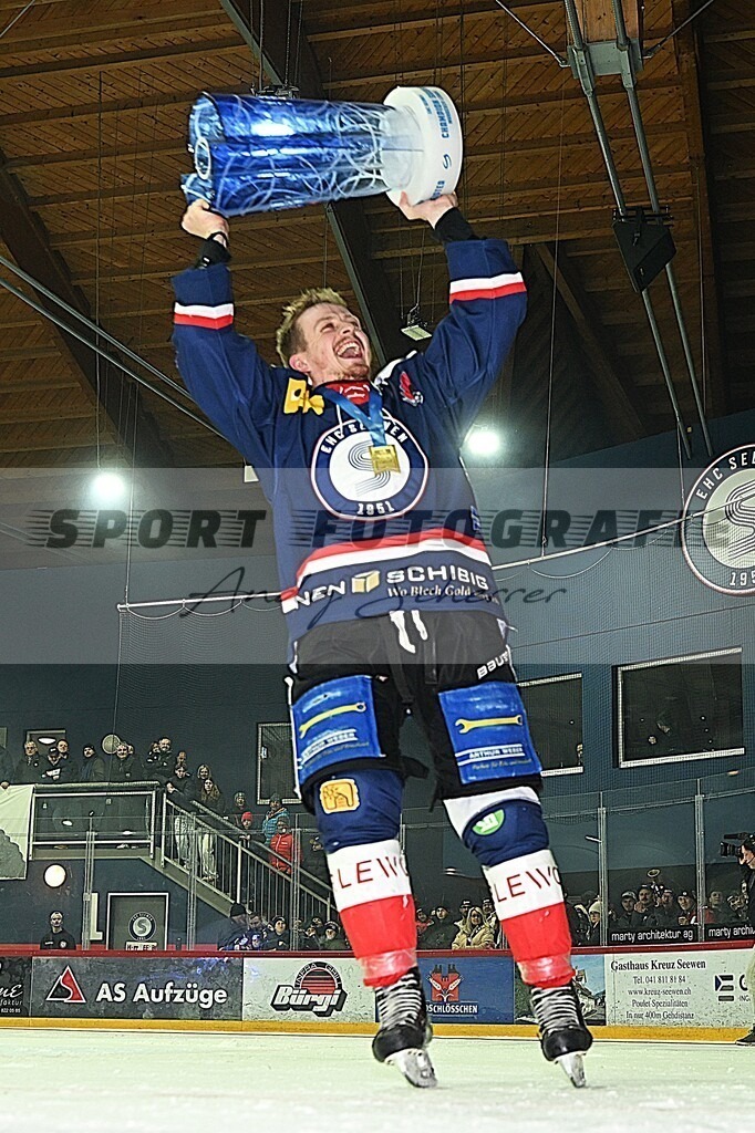 aaaaDSC_3879 | Kaufen Sie Sportbilder im Onlineshop von Andy Scherrer Sportfotografie. Faszinierende Bilder von Sportevents aus der ganzen Schweiz. Fussball, Frauenfussball, Unihockey, Handball, Schwingen und weiteren Sportarten. - Realisiert mit Pictrs.com