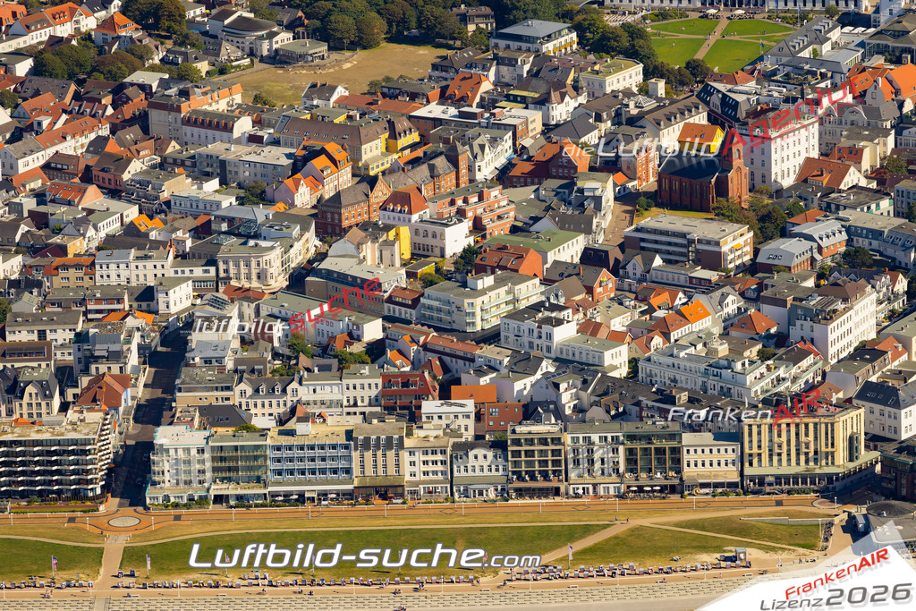 Aktuelles Luftbild von  Norderney - Die Luftaufnahme wurde 2022 mittels UL-Flugzeug erstellt ( keine Drohne ) - hochauflösende Kamera-Systeme von  Canon -Beste Qualität - Für grossformatige Ausdrucke geeignet. Die Geschenkidee !