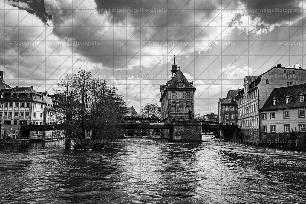 Alte Rathaus | Kaufen sie online außergewöhnliche Fotografien auf Leinwand Acrylglas Fotoprint Aludibond von holgerweigeltfotografie - Realisiert mit Pictrs.com