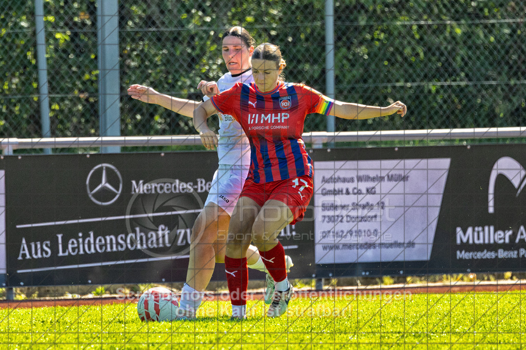 20260906_120900_0132-Bearbeitet_(c)_by_PhotoPeet | #,1.FC Donzdorf (weiß) vs. 1.FC Heidenheim 1846 (rot), Fußball, Frauen-Verbandspokal Gruppe 2, 2. Runde, Saison 2026/2027, Rasenplatz Lautertal Stadion, Süßener Straße 16, 73072 Donzdorf, 06.09.2026 - 11:00 Uhr,Foto: PhotoPeet / Sport- &amp; Eventfotografie / Peter Harich