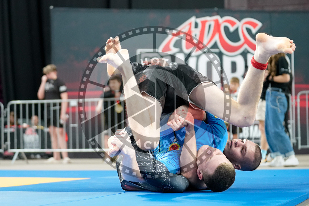 20250518PBB0632 | Athletes compete during the second day of the ADCC Amateur World Championship on May 18, 2025 in Warsaw, Poland. © Chiara Dazi / photoblackbelt