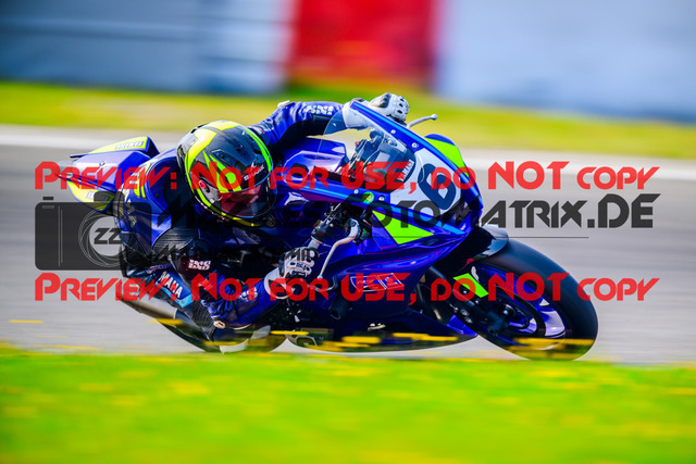 MaZZes_FotoMatrix_240831_6007705_7339 | R7