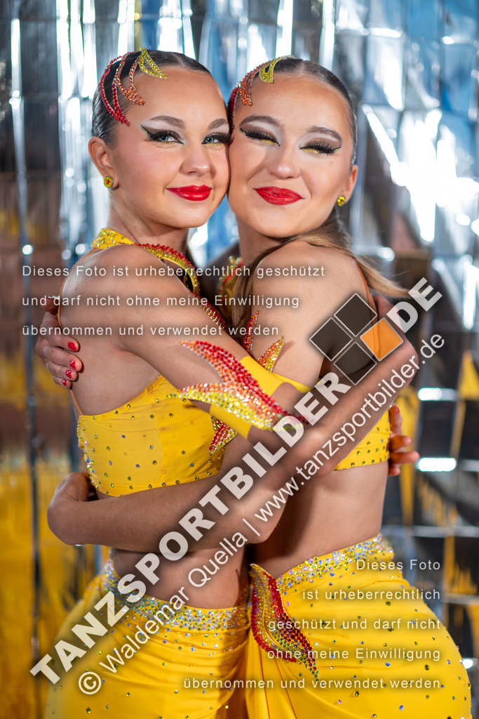 20260322-13405 | Hier finden Sie Tanz Bilder vom Latein und Standard Formationen tanzen. Sportbilder vom Tanzsport. Schöne Fotos und von Weltmeisterschaft, Europameisterschaft, Bundesliga, Regionalliga, Oberliga und Landesliga sowie von GOC Stuttgart, DanceComp, WM Bremen
