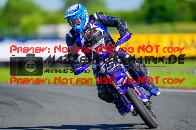 MaZZes_FotoMatrix_240622_6007705_2-5 | S4