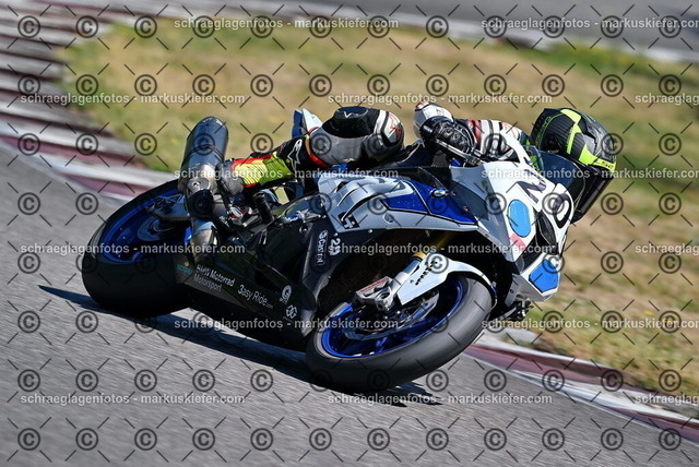 26bt04-0481 | markuskiefer.com - Realisiert mit Pictrs.com
