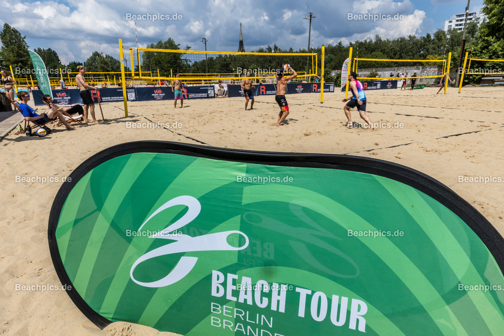 2024-00101150-Beach-Tour-Berlin-Brandenburg-A-Turnier | 01.06.2024; Berlin Foto: Gerold Rebsch - www.beachpics.de