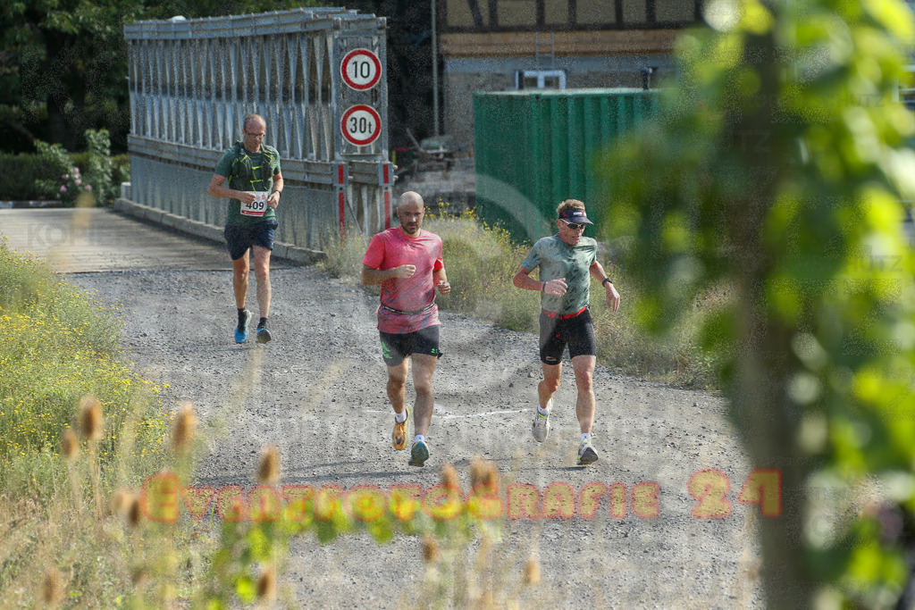250830_0956_EX1_8903 | Sportfotografie im Rhein-Sieg Kreis, Köln, Bonn, NRW, Rheinland Pfalz, Hessen, etc. Unser Tätigkeitsfeld umfasst den Laufsport vom Volkslauf über den Marathon, Duathlon, Triathon bis zum Ultralauf wie Kölnpfad Ultra oder Schindertrail.