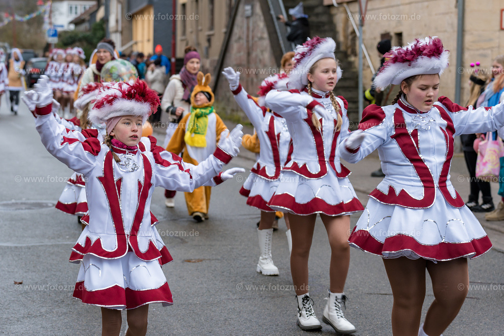 Festumzug_Benshausen_2023-0011 | Entdecken Sie die Schönheit von Veranstaltungen mit unserem Bildershop für professionelle Veranstaltungsfotos. Tauchen Sie ein in eine Welt voller lebendiger Bilder, die die Atmosphäre und die Emotionen von unvergesslichen Momenten einfangen. - Realisiert mit Pictrs.com
