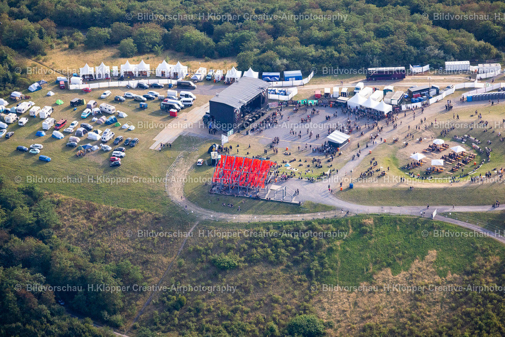 Luftbild Neukirchen-Vluyn-5461 | Musik- Konzert " Dong Open Air " auf der Freilichtbühne in Neukirchen-Vluyn im Bundesland Nordrhein-Westfalen, Deutschland - Realisiert mit Pictrs.com
