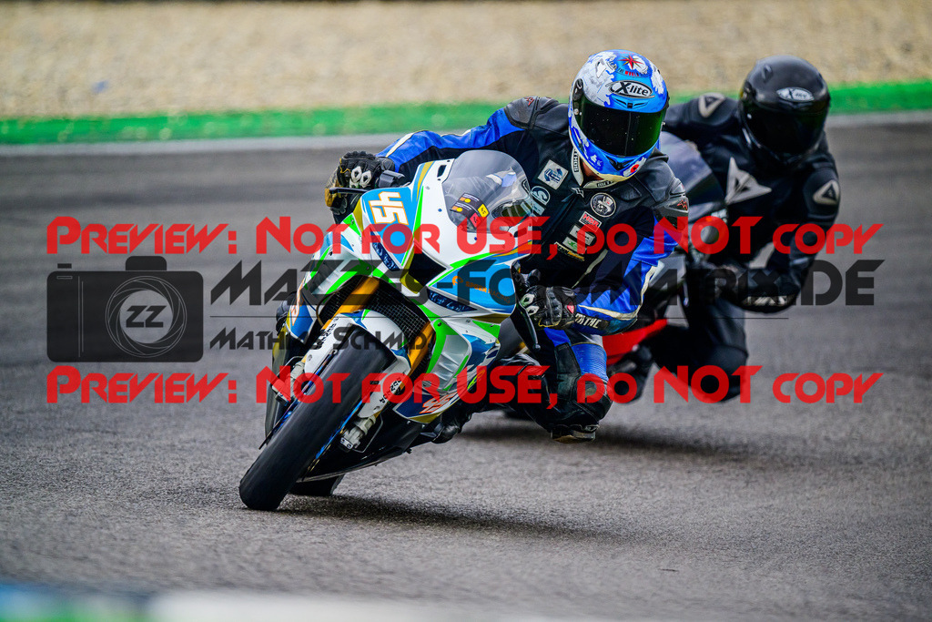 MaZZes_FotoMatrix_240614_6007705_4258 | GELB