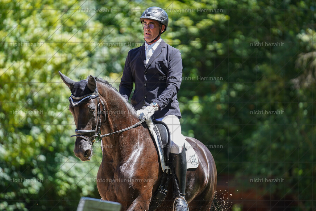 20240705-FAH03872 | Turnierbilder von Grafing, Reitsportbilder, Turnierfotos, Turnierfotografen Bayern, Pferdefotograf, Fotoagentur Herrmann