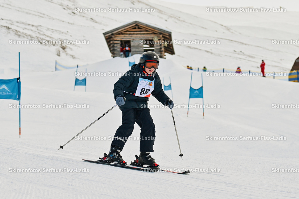 SRF_05.02.2026_0256 | SRF_05.02.2026_0256 - Realisiert mit Pictrs.com