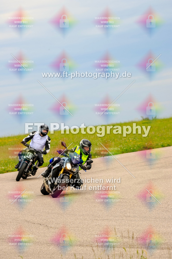 MotoTeam-2199 | Hier findet Ihr Bilder von Touristenfahrten auf der Nürburgring Nordschleife oder von anderen Veranstaltungen die ich besucht habe. Viel Spass beim Durch Schauen 