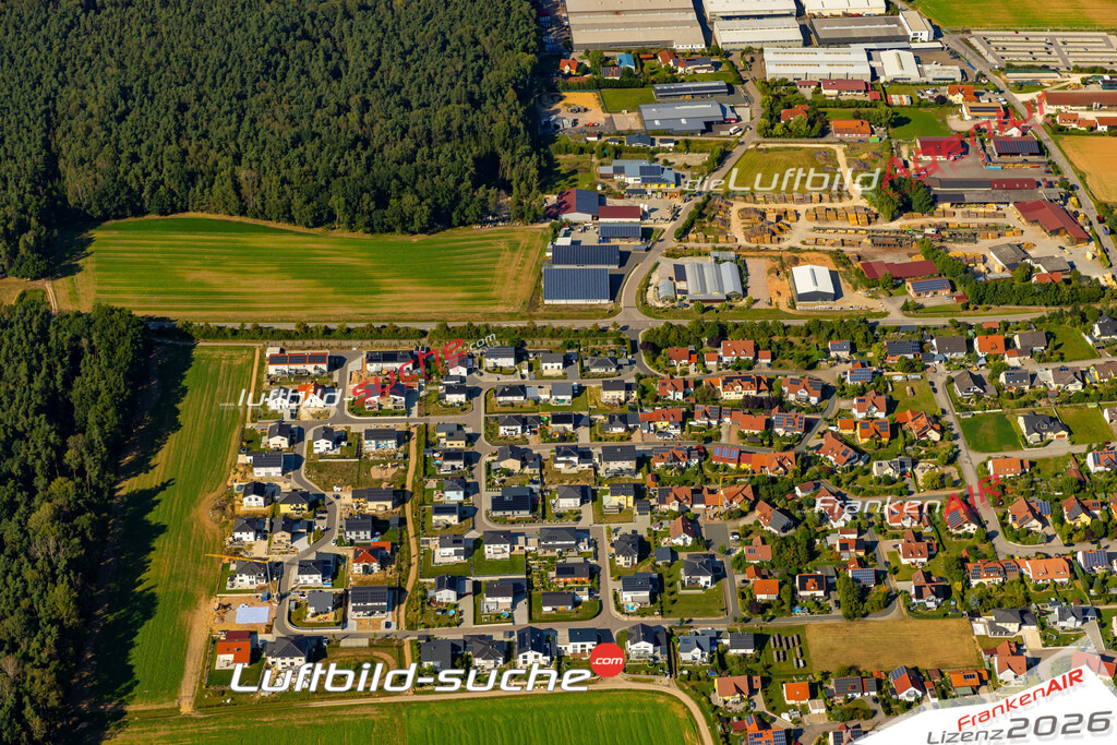 Das Luftbild zeigt :  Schmidgaden - Die Luftaufnahme wurde 2024 vom UL-Flugzeug aus erstellt ( keine Drohne ) - Hochauflösende Luftaufnahme - Für grossformatige Ausdrucke geeignet. Die Geschenkidee !Mit Lizenz und Bildrechte bestellbar