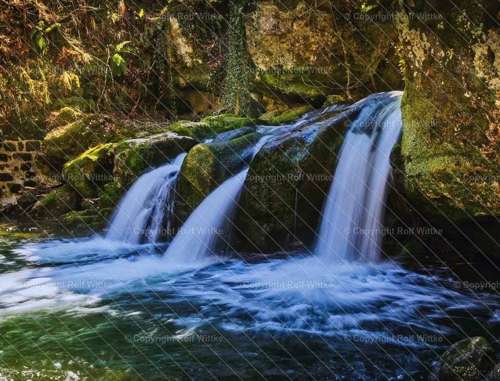 Tümpel Wasserfall | Rolf Wittke  - Realisiert mit Pictrs.com