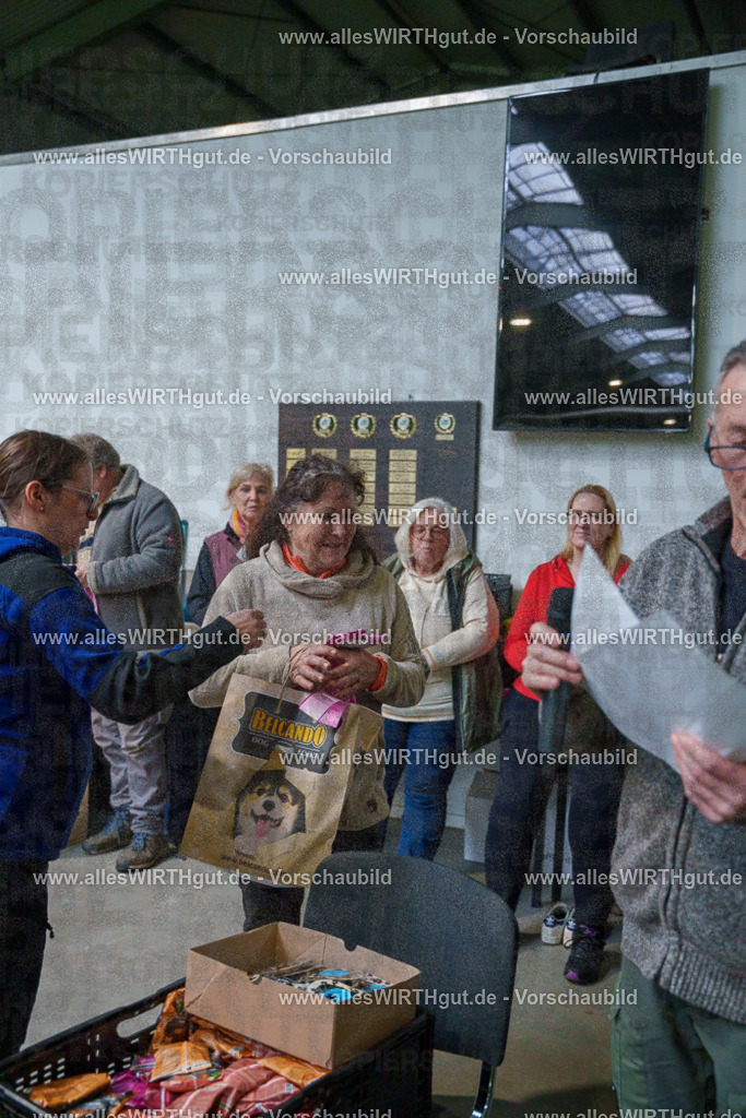 7R506625 | Professionelle Tierfotografie in Mönchengladbach von Daniel Wirth (allesWIRTHgut). Liebevolle & natürliche Bilder von Hunden & Katzen für unvergessliche Erinnerungen.
