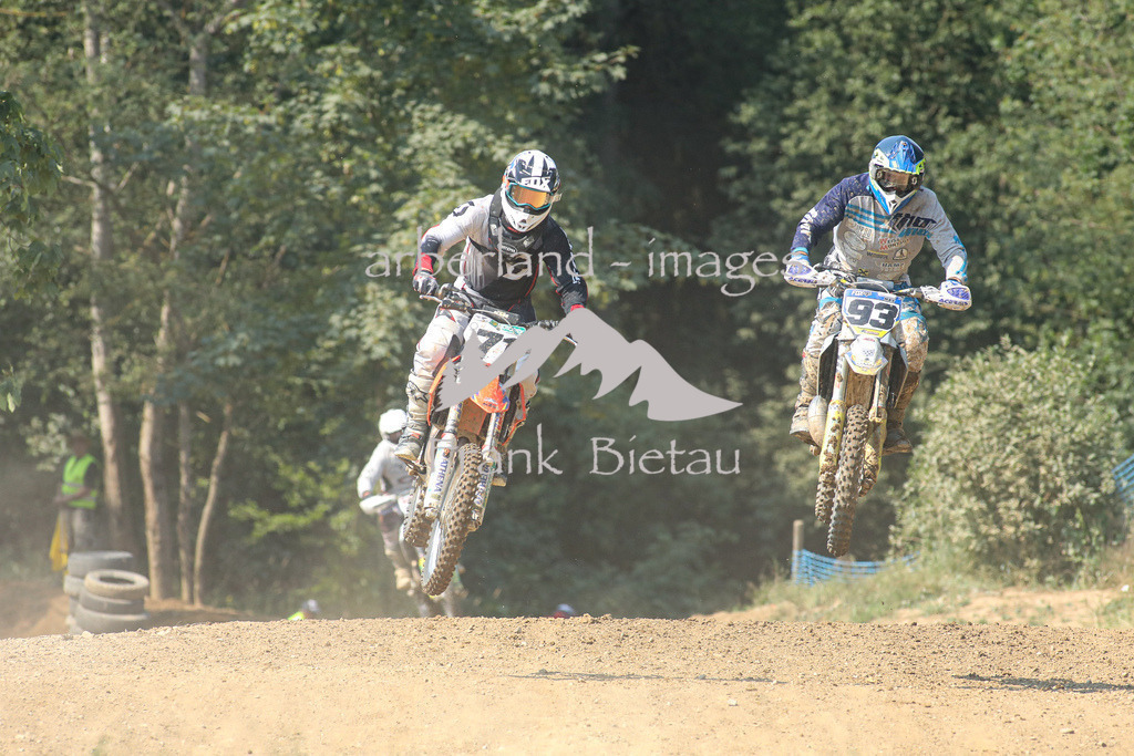 OE7A9585 | Medien- Sport- Entertainmentfotos