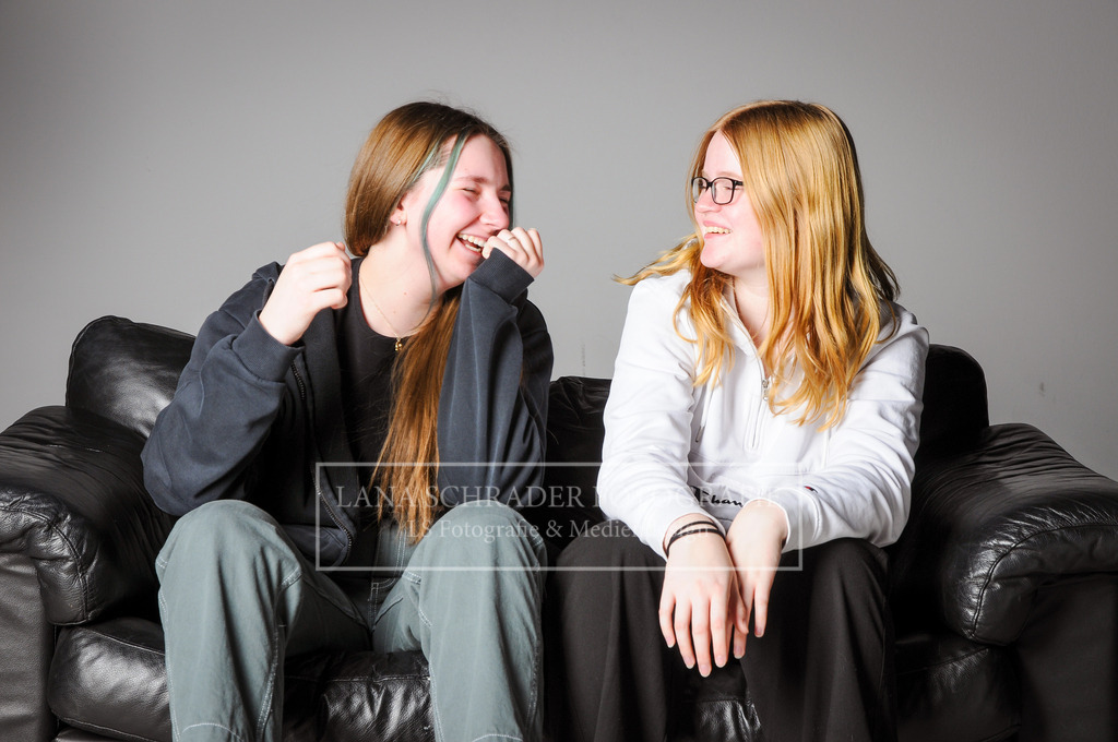 Maja und Maja Shooting 16.01.23-11 | lanaschraderfotografie - Realisiert mit Pictrs.com