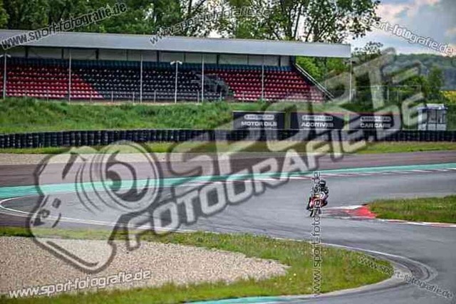 pubi2419 | Professionelle Fotos von Sportveranstaltungen, aber auch Hochzeiten und anderen Events. - Realisiert mit Pictrs.com