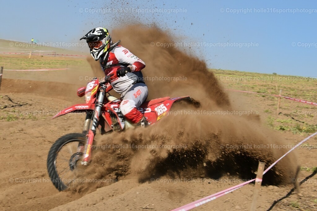 DSC_0396 | Sportfotografie , Motorsport, Motoross, Reitsport, Mointainbike, Enduro,
Landschaft , Outdoor, Eventfotografie, Landschaft, Bilder online bestellen - Realisiert mit Pictrs.com