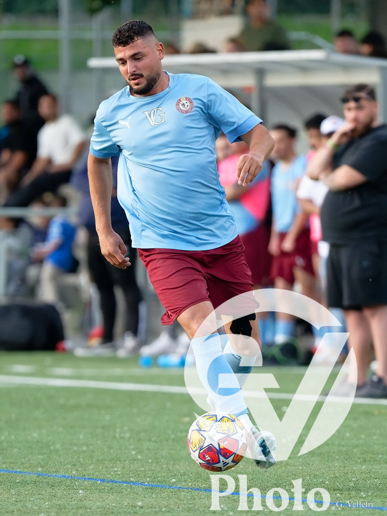 US Carouge II  v Viseu United  - 4eme ligue Groupe 3 | Geneva, Switzerland - May 20 : during the 4eme ligue Groupe 3  match between US Carouge II  and Viseu United  at Stade de la Fontenette  on May 20 , 2026 in Geneva, Switzerland.
