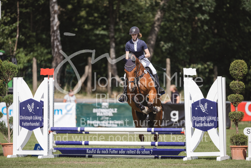 230714_LC_Mini-229 | Deine schönsten Turniermomente als professionelle Fotos! Entdecke hochwertige Pferdesport-Fotografie im Online-Shop. Jetzt Fotos finden & bestellen!