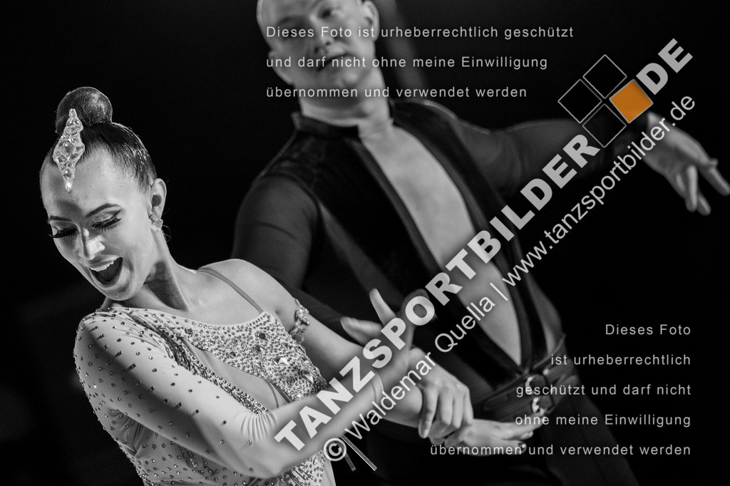 20250503-10496 | Hier finden Sie Tanz Bilder vom Latein und Standard Formationen tanzen. Sportbilder vom Tanzsport. Schöne Fotos und von Weltmeisterschaft, Europameisterschaft, Bundesliga, Regionalliga, Oberliga und Landesliga sowie von GOC Stuttgart, DanceComp, WM Bremen