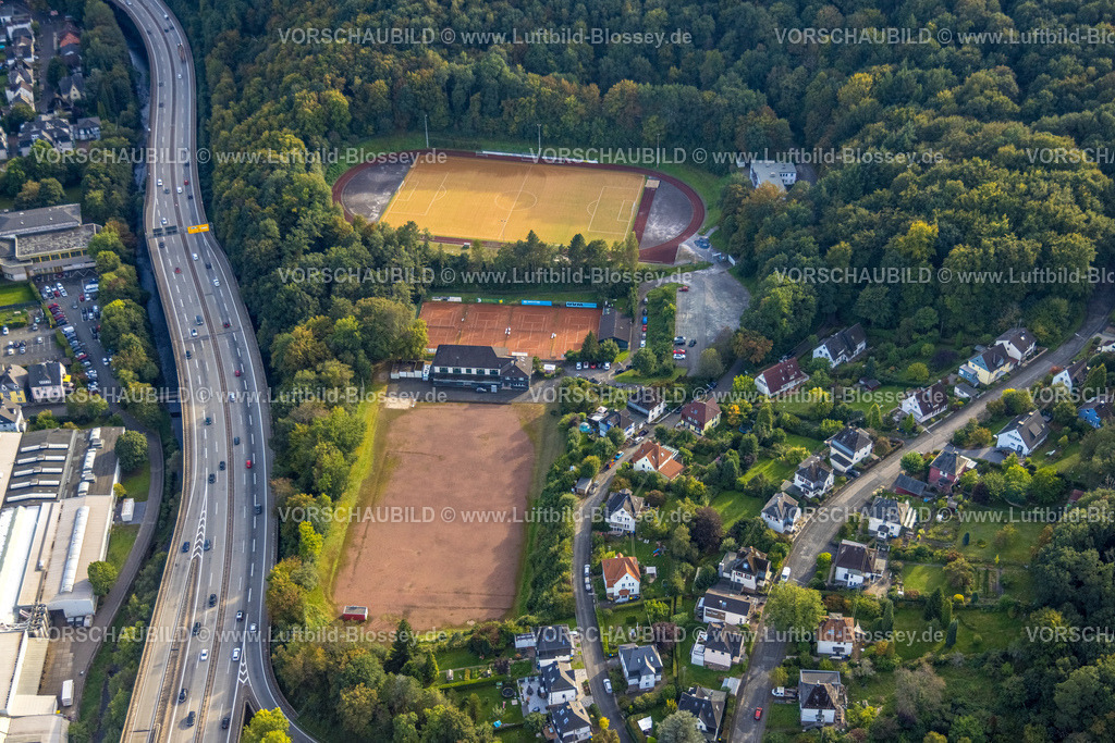 Siegen230912304 | Luftbild, Glückauf-Kampfbahn Sportplatz und Tennisplätze, Weidenau-West, Siegen, Siegerland, Nordrhein-Westfalen, Deutschland