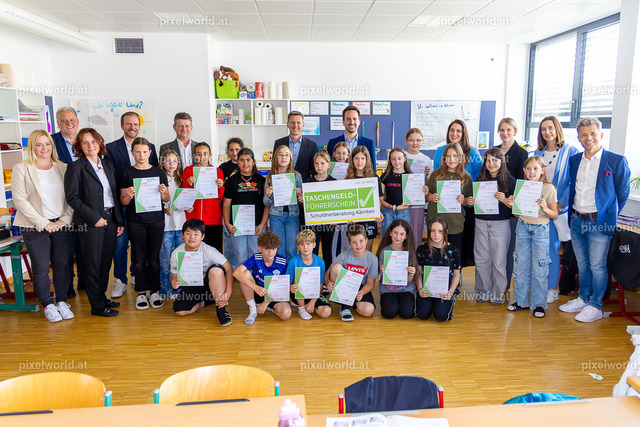 Besuch von Bildungsminister Christoph Wiederkehr am Bildungsstandort Feldkirchen | Bildershop von pixelworld.at - Realisiert mit Pictrs.com