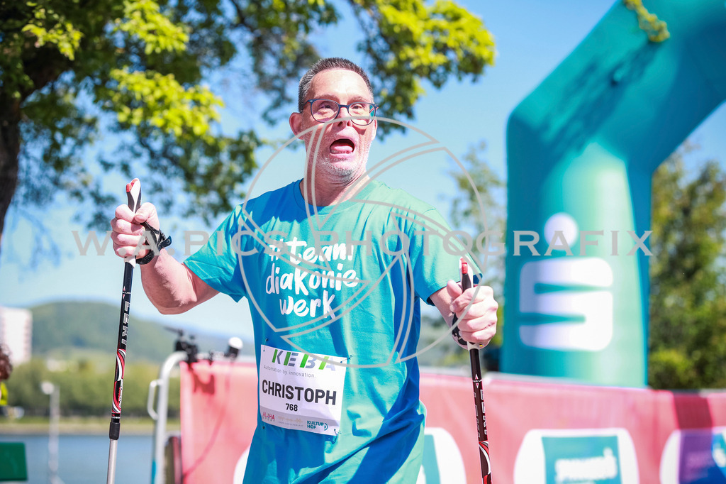 ..... | LINZ,AUSTRIA,27.April 25, Int. 3 Brückenlauf Linz  , Image shows: Photo: WAPICS / Manuel Binder