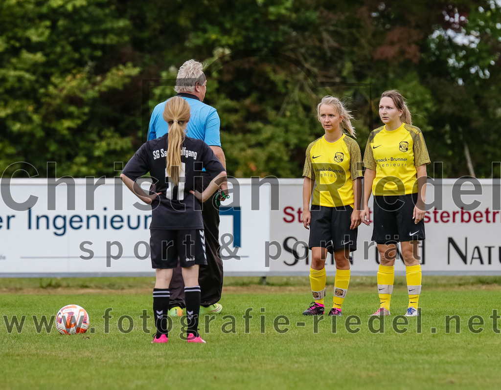 2023-10-08_022_FC_Moosinning_gegen_SG_TSV_St_Wolfgang-FC_Lengdorf | Moosinning, Deutschland, 08.10.2023:
Fußball, Kreisliga 2023 / 2024, 4. Spieltag, FC Moosinning gegen (SG) TSV St.Wolfgang/FC Lengdorf, Endergebnis: 

Foto: Christian Riedel / fotografie-riedel.net