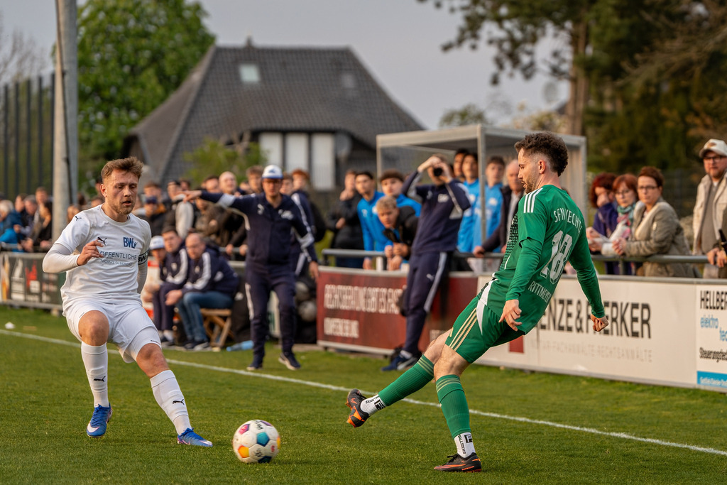 Fußball I Herren I Saison 2025-2026 I Landesliga Weser-Ems I 23. Spieltag I SFN Vechta - BW Lohne II I 01349 | jns.sportfotos - Realisiert mit Pictrs.com