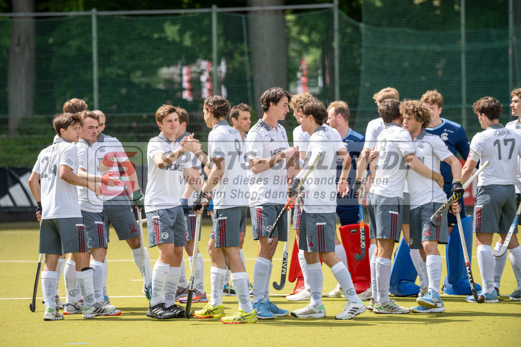 SFE_20250504_0039 | Köln, Deutschland, 04.05.2025:  Hockey 1. Bundesliga Herren Rot-Weiss Köln - Münchener SC im KTHC Stadion Rot-Weiss Köln Tennis and Hockey Club am 04.05.2025 in Köln, Deutschland. (Foto von Stephan Fehrmann)Köln, Germany, 04.05.2025: Hockey 1. Bundesliga Herren Rot-Weiss Köln - Münchener SC in KTHC Stadion Rot-Weiss Köln Tennis and Hockey Club at 04.05.2025 in Köln, Deutschland. (Foto from Stephan Fehrmann)