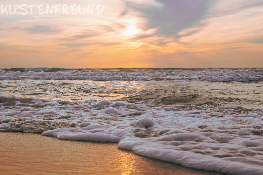 Fotoleinwand meer kaufen | Entdecke deine Lieblingslandschaft von der Küste – auf Ostsee Leinwand, Nordsee Leinwand, Alu Dibond oder Acrylglas, passend für jeden Geschmack und Raum.