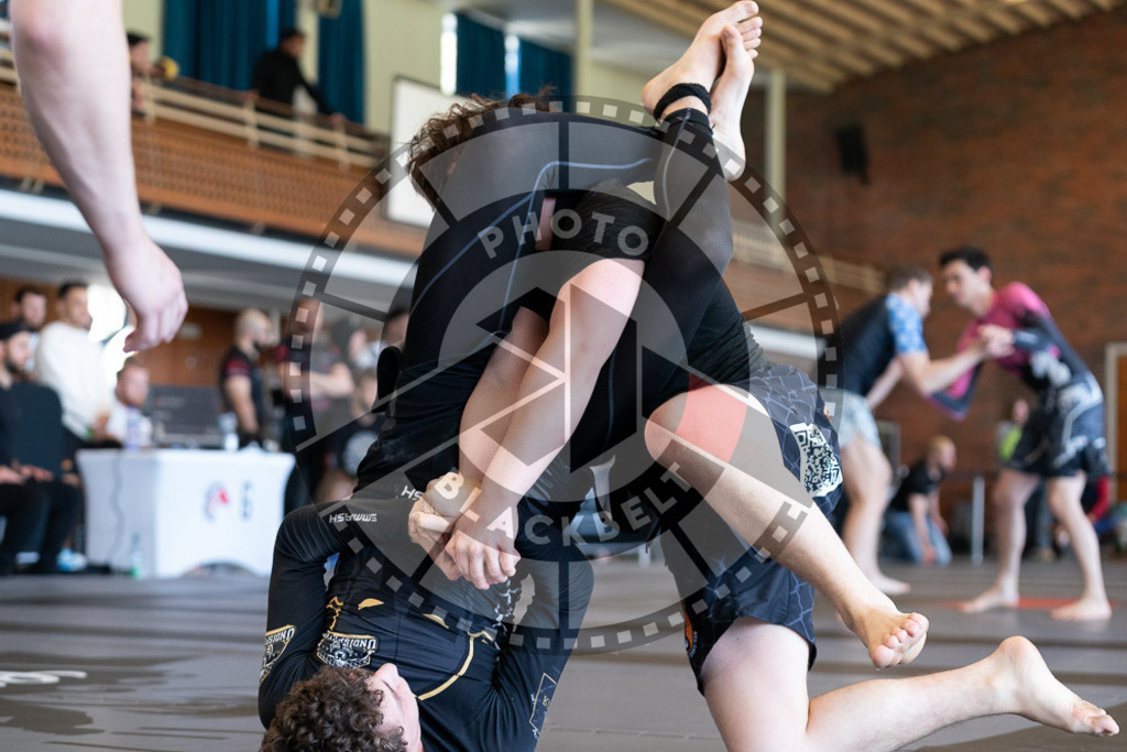 20250329PBB1513 | Fighters compete during the International Luta Livre (ILLCS) Germany IX Spring 2025 Competition spring on March 29, 2025 in Hannover, Germany.© Chiara Dazi