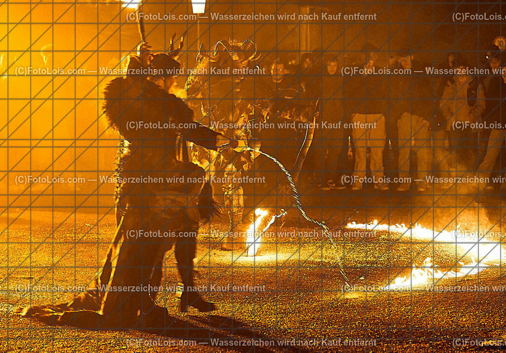 ALP7966_PerchtengruppenTreffen Gaming | (C)FotoLois.com, Alois Spandl. Perchtengruzppentreffen in Gaming am Badparkplatz, Fr 5. Januar 2024.