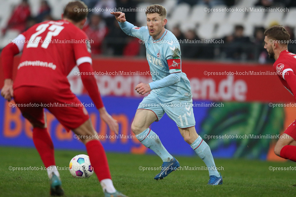 RWE06012401042 | 06.01.2024, Essen, Fußball, Herren, Stadion an der Hafenstraße, Testspiel, Rot-Weiss Essen – 1. FC Köln:  Florian Kainz (1.FC Köln). 
DFB regulations prohibit any use of photographs as image sequences and or quasi-video.