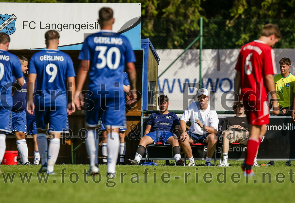 2023-09-09_085_FC_Langengeisling_III_gegen_FC_Fraunberg_II | Erding, Deutschland, 09.09.2023:
Fußball, C-Klasse 2023 / 2024, 6. Spieltag, FC Langengeisling III gegen FC Fraunberg II, Endergebnis: 1:2

Foto: Christian Riedel / fotografie-riedel.net