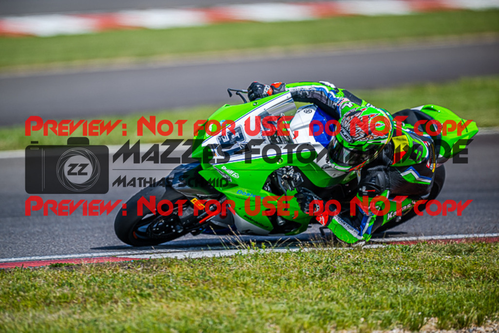 MaZZes_FotoMatrix_220506_90927 | Fotograf Mathias Schmid
Sportfotograf,
Eventfotograf,
Hochzeitsfotograf,
Portraitfotograf