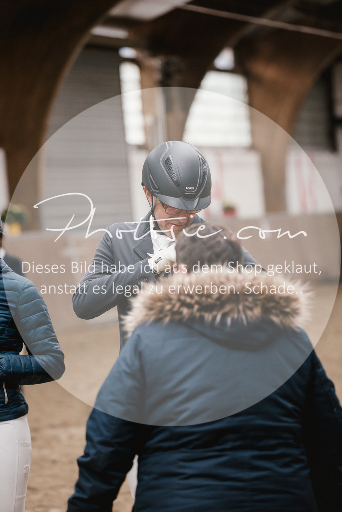 3I6A7732 | Stimmungsvolle Portraits und Reitsportfotografie im Ruhrgebiet und im Münsterland.

Pferdefotografie, Hundefotografie, Tierfotografie, Reportagen, Portraits von Tier und Mensch, Turnierfotografie in Bochum, Recklinghausen, Marl, Haltern am See, Dülmen.. - Realisiert mit Pictrs.com