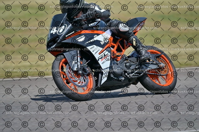 26BT02-1855 | markuskiefer.com - Realisiert mit Pictrs.com