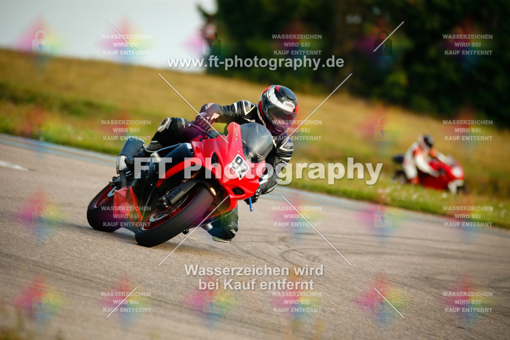 _MOT5234 | Hier findet Ihr Bilder von Touristenfahrten auf der Nürburgring Nordschleife oder von anderen Veranstaltungen die ich besucht habe. Viel Spass beim Durch Schauen 