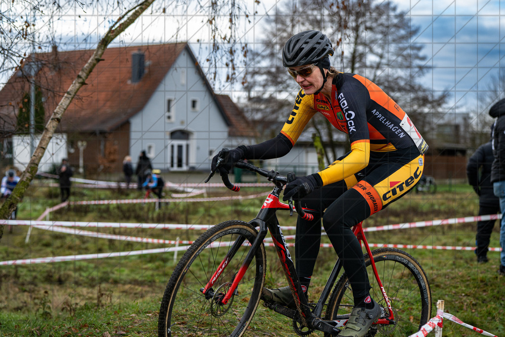 26. Stadler Weser-Ems Cup 2025/2026 - Silvestercross Melle | 31.12.25: 26. Stadler Weser-Ems Cup 2025/2026 - Silvestercross Melle / Melle / Deutschland  //   CREDIT:www.bullenfotos.de, Martin König, Hörner Weg 40, D-49078 Osnabrück, +4917663732967 // Nutzung und Weitergabe nur zu den vereinbarten Zwecken. Presseanfragen an Ersteller. Alle Rechte beim Ersteller. Honorierung nach MFM. - Realisiert mit Pictrs.com