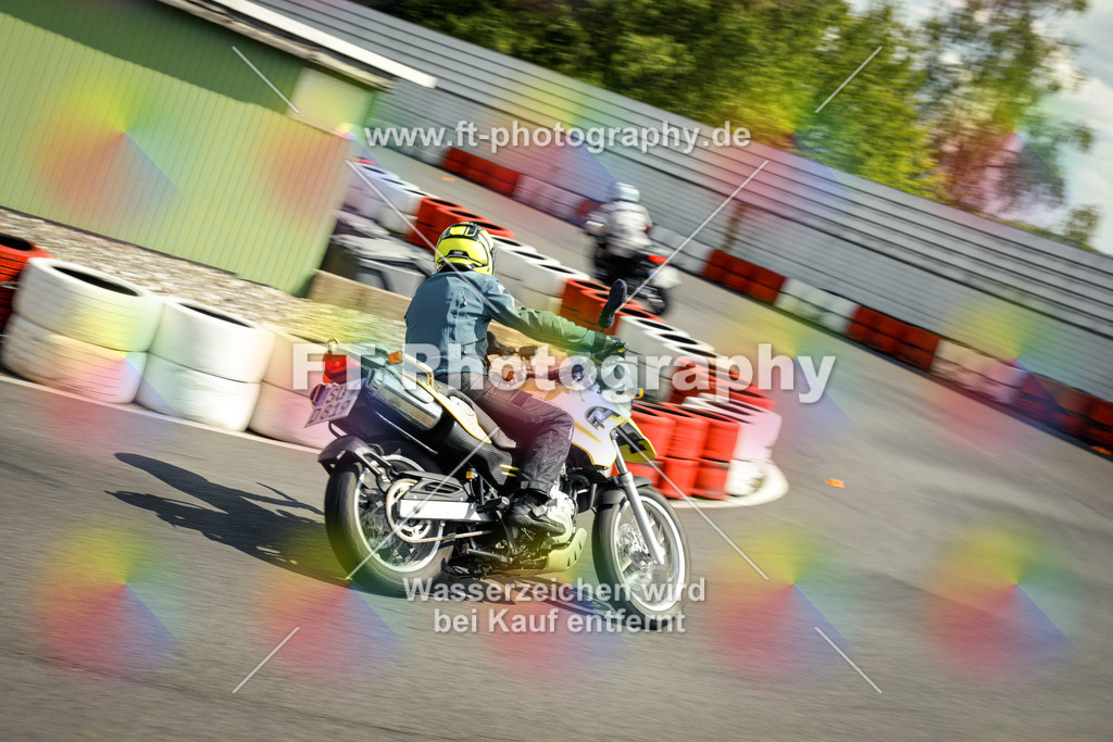 OBK_Mai_Martina_Markus-11170 | Hier findet Ihr Bilder von Touristenfahrten auf der Nürburgring Nordschleife oder von anderen Veranstaltungen die ich besucht habe. Viel Spass beim Durch Schauen 