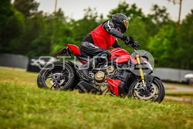 0085-250503_DCB-008_85 | Deine Full-Service-Agentur für ✔️Videoproduktionen und ✔️Motorsportfotografie Jetzt Angebot anfragen!